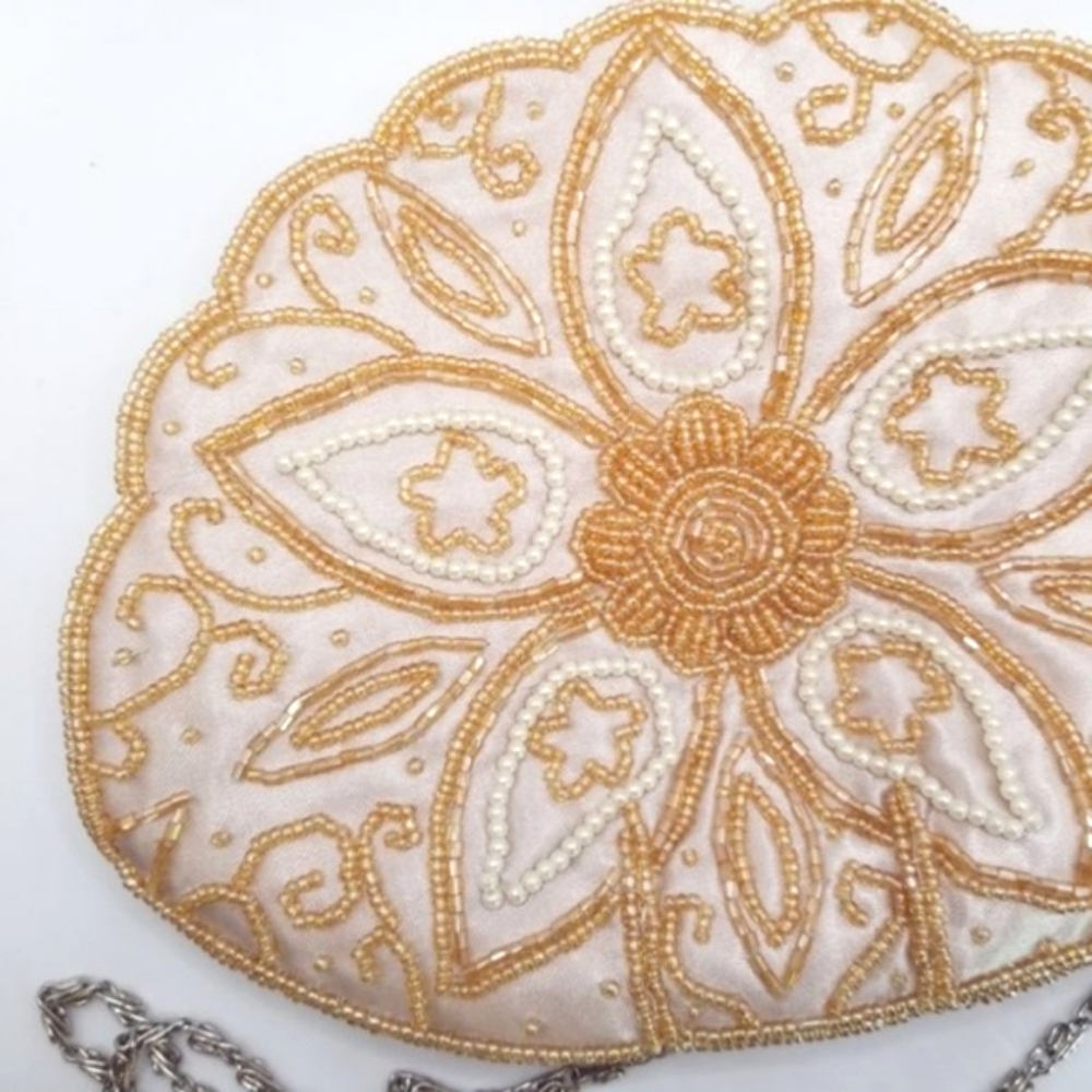 Bijoux Terner Beaded Cream Satin with Chain Mini Purse Handbag - Picture 2 of 15